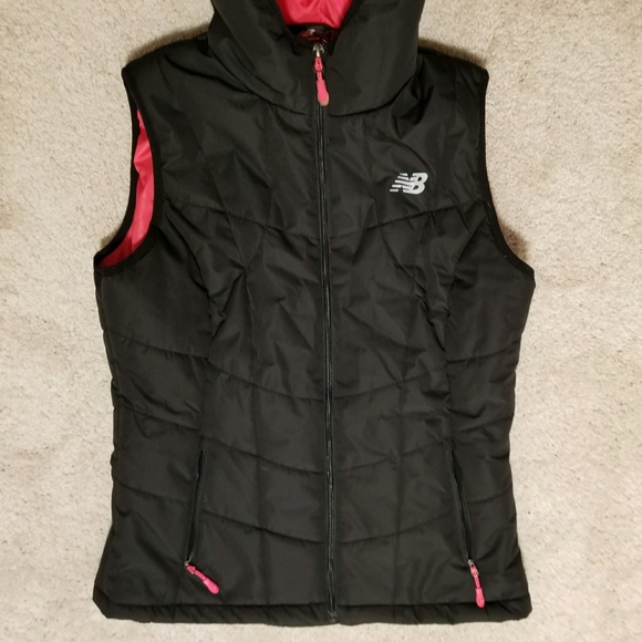 New Balance Puffer Quilt Tech Vest - Picture 3 of 10